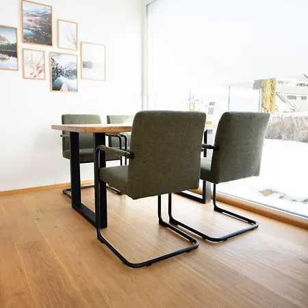 Grosszuegige Gartenwohnung Mit Bergblick Appartement